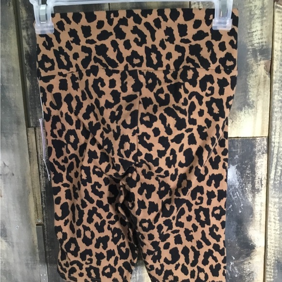 Wild Fable leopard print workout shorts XS NWT - Picture 2 of 4